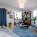 Azul en el interior de la habitación