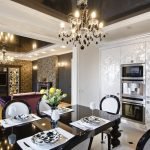 Muebles de comedor oscuros
