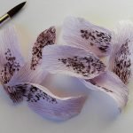 Aplicar manchas de pintura.