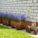 Cama de flores en carros