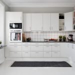 Cocina en blanco