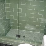 Azulejo de ladrillo en el baño