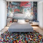 Alfombra brillante en el piso