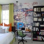 Estantería contra la pared