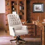 Muebles de madera en el interior
