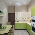 En una cocina estrecha