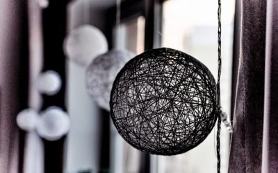 Hermosa decoración de hilos: hacemos bolas con nuestras propias manos