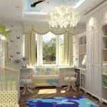 Muebles blancos en el interior.