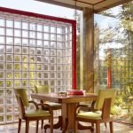 Paredes de vidrio en el comedor