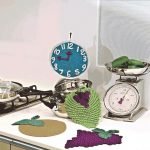 Reloj de punto en la cocina