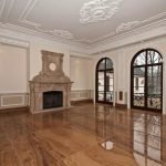 Piso de mármol en el interior
