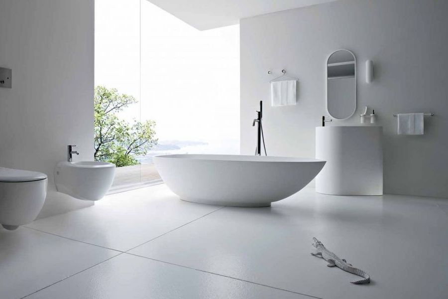 Bijeli dizajn kupaonice