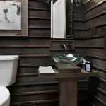 Hundirse al lado del baño