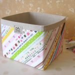 Caja sobre la mesa