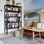 Mural de pared y pared blanca