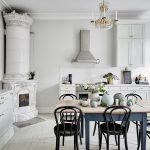 Azulejo blanco en la cocina