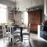 Muebles marrones