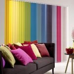 Acentos brillantes en el interior.
