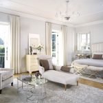 Muebles blancos en el dormitorio