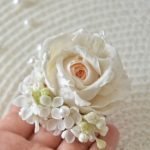 Rosa de arcilla polimérica