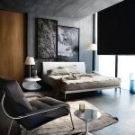Negro con pintura gris