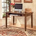Computadora sobre la mesa