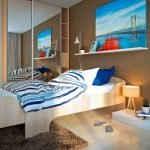 Mueble espejo en el dormitorio