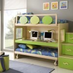 Muebles verdes en la guardería