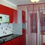Muebles rojos en la cocina