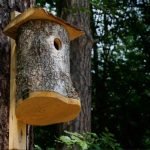 Casita para pájaros hecha en casa