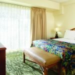 Dormitorio en tonos limón
