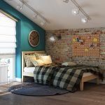 Reloj sobre la cama