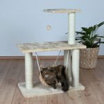 Complejo de juegos para un gato con hamaca