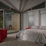 Sofá plegable en el dormitorio