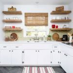 Cortinas romanas en la cocina