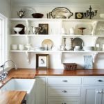 Cocina con fregadero integrado.