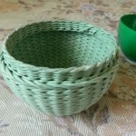 Tazones de fuente de periódico verde