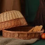 Caja de pan de mimbre