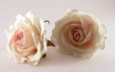 Hágalo usted mismo hermosas flores de foamiran