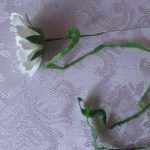 Adjuntamos las hojas al tallo