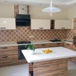 Azulejos beige escalonados