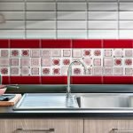 Inserto de azulejos estampados