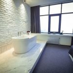 Baño en el podio