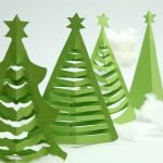 Simple árbol de navidad hecho de papel