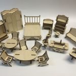 Un conjunto completo de muebles de madera contrachapada
