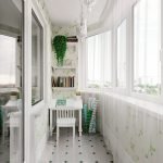 Azulejos de porcelana en el balcón del piso