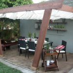 Dosel de madera con tela