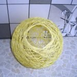 Después de secar, revienta la bola y saca