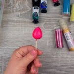Pintar el blanco con pintura rosa