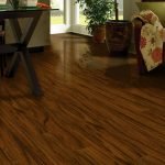 Laminado de madera oscura